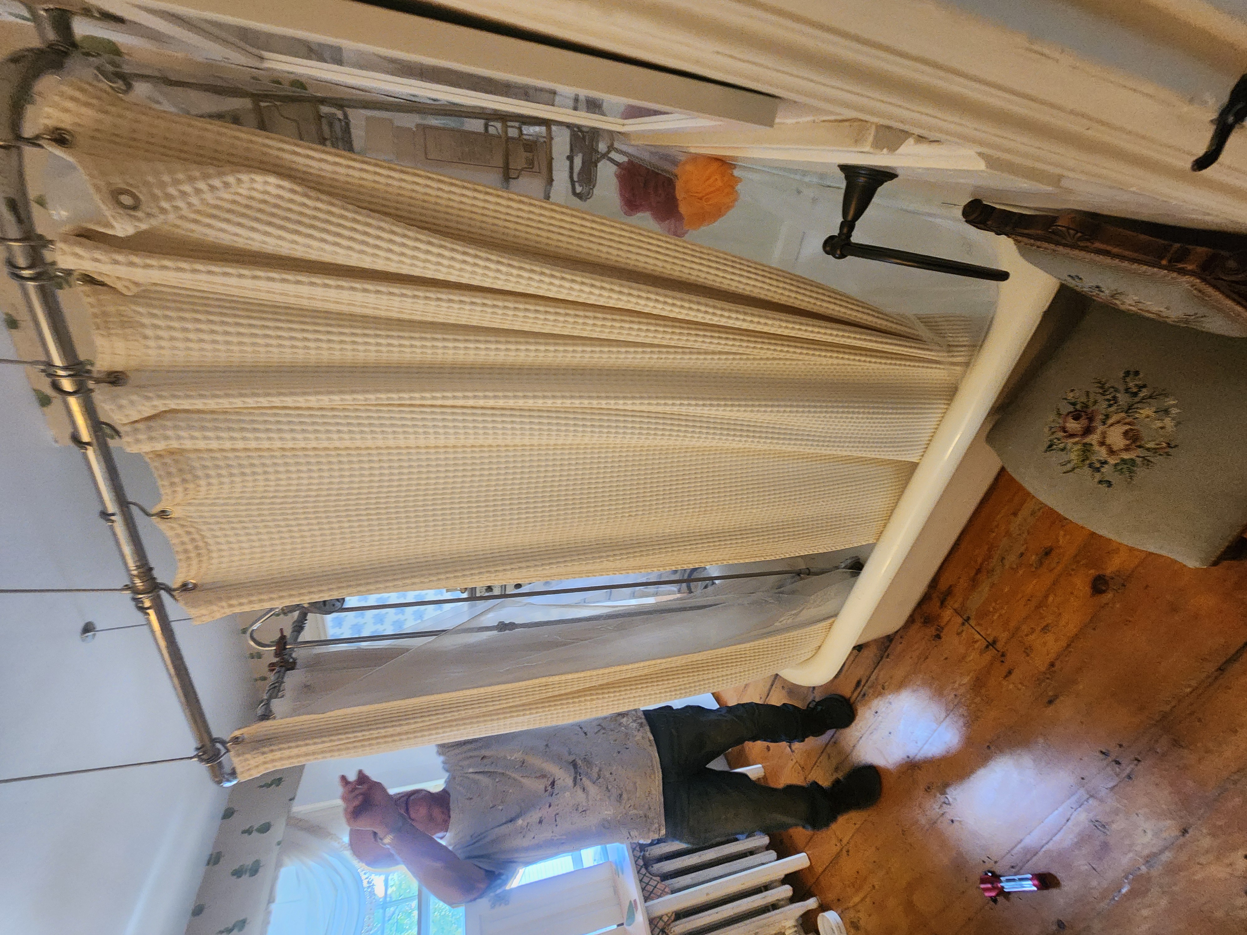 Clawfoot tub installation